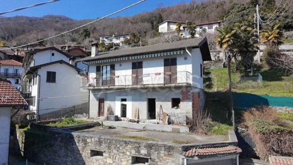 casa indipendente in vendita ad Oggebbio