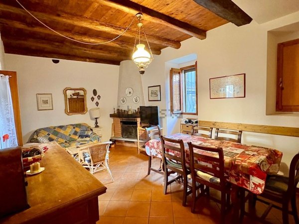 casa indipendente in vendita ad Oggebbio