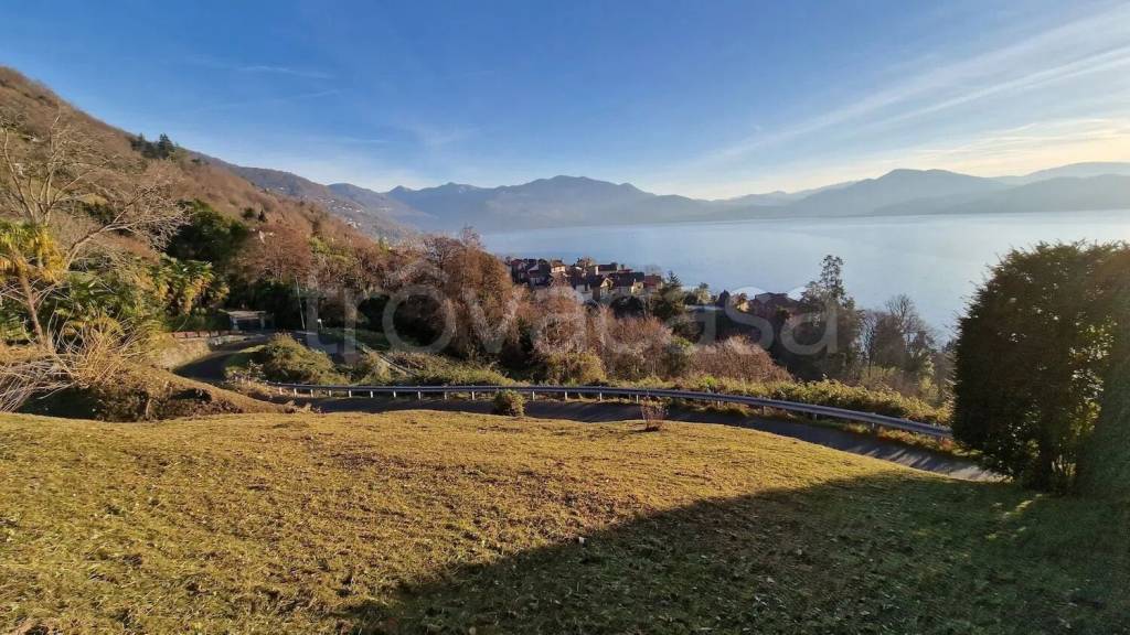 casa indipendente in vendita ad Oggebbio