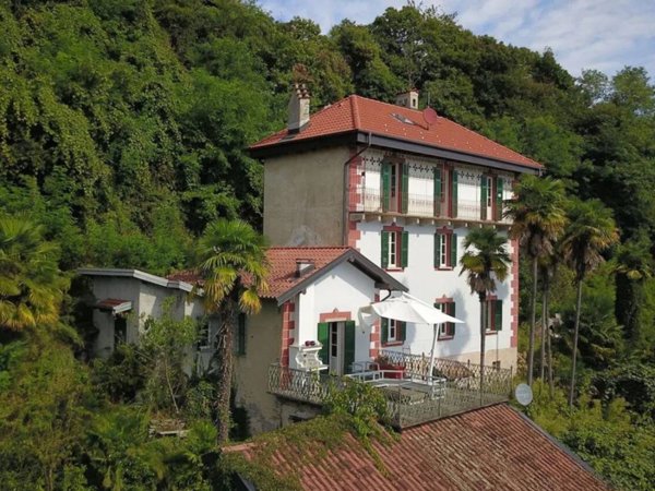 casa indipendente in vendita ad Oggebbio