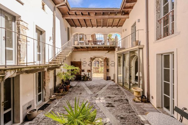 casa indipendente in vendita ad Oggebbio