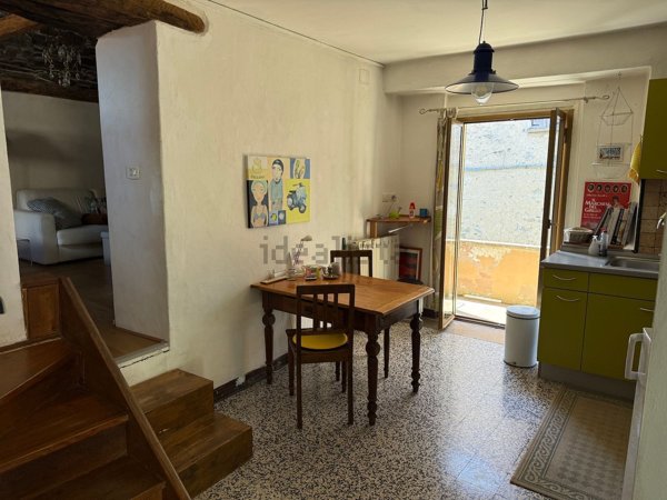 casa indipendente in vendita ad Oggebbio