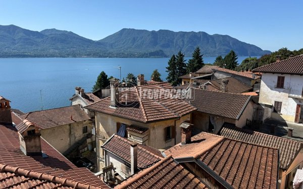 casa indipendente in vendita ad Oggebbio