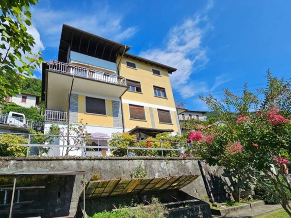 casa indipendente in vendita ad Oggebbio
