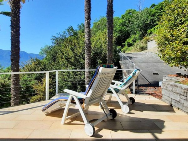 casa indipendente in vendita ad Oggebbio