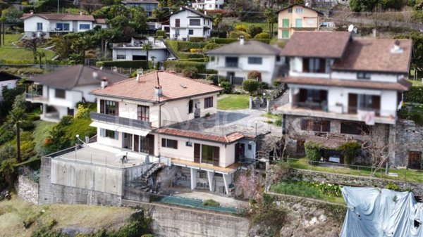 appartamento in vendita ad Oggebbio