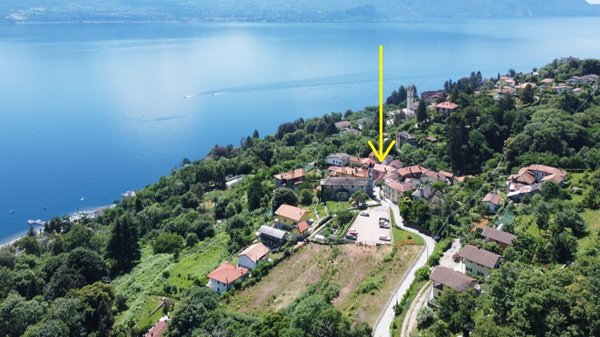 quadrivano in vendita ad Oggebbio