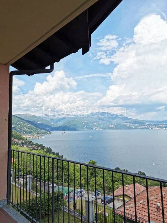 appartamento in vendita ad Oggebbio