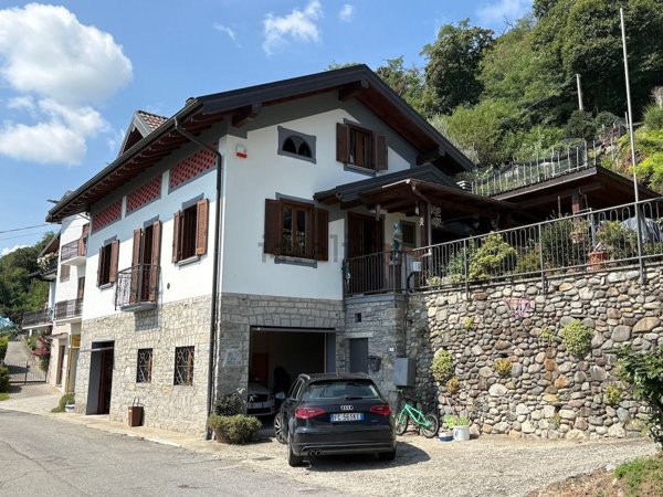 casa indipendente in vendita ad Oggebbio