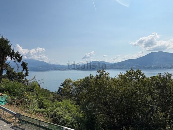 casa indipendente in vendita ad Oggebbio