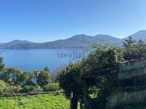 casa indipendente in vendita ad Oggebbio