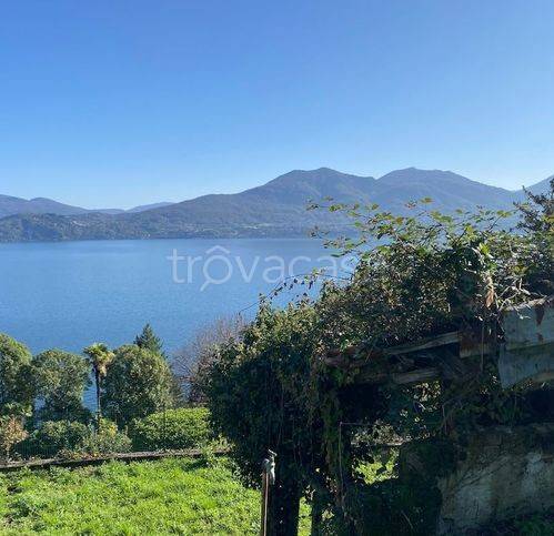 casa indipendente in vendita ad Oggebbio