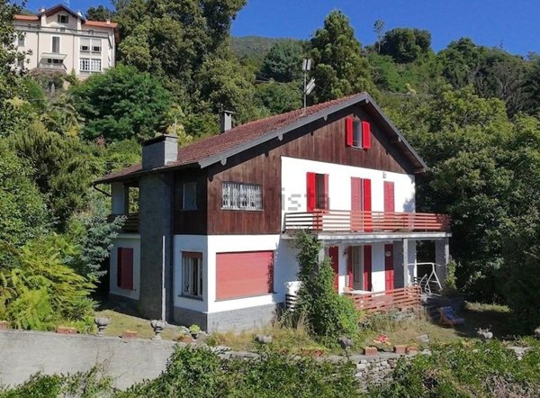 casa indipendente in vendita ad Oggebbio