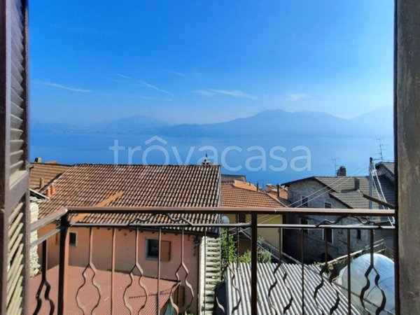 casa indipendente in vendita ad Oggebbio