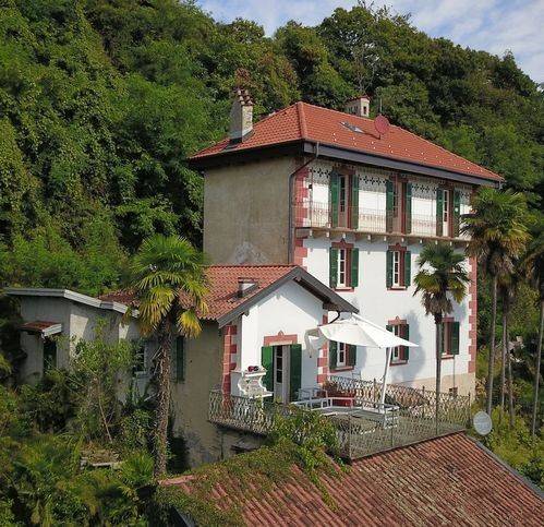 casa indipendente in vendita ad Oggebbio