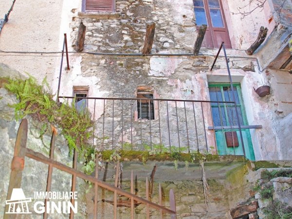 casa indipendente in vendita ad Oggebbio