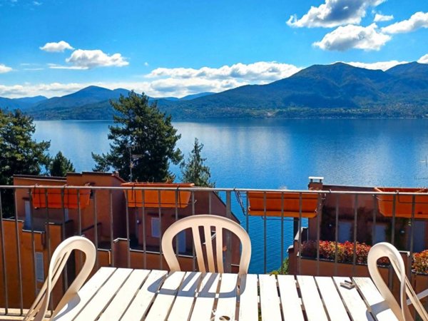 appartamento in vendita ad Oggebbio