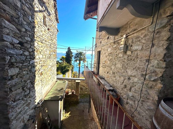 quadrivano in vendita ad Oggebbio