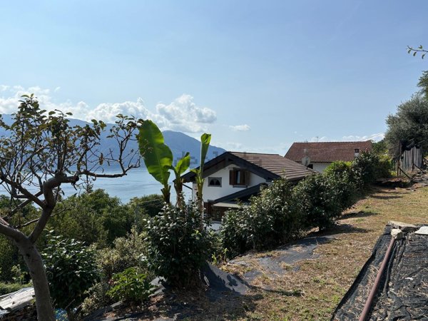 casa indipendente in vendita ad Oggebbio