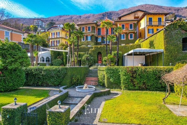 villa in vendita ad Oggebbio