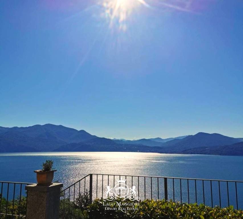 appartamento in vendita ad Oggebbio