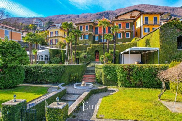 villa in vendita ad Oggebbio