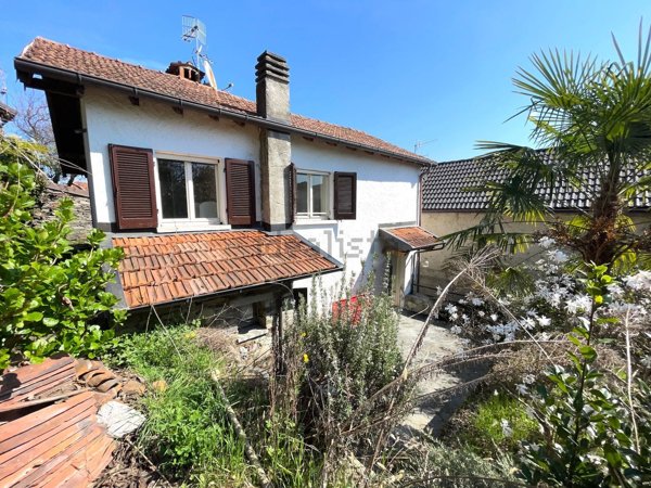 casa indipendente in vendita ad Oggebbio