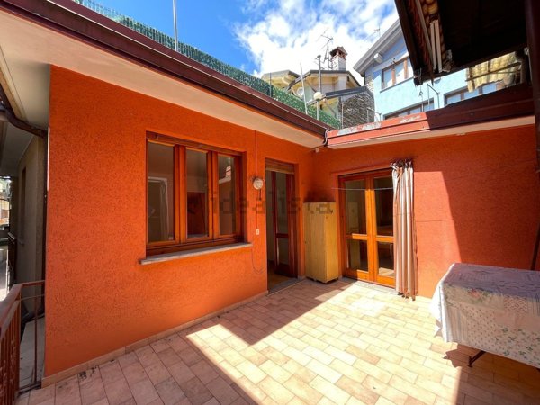 casa indipendente in vendita ad Oggebbio