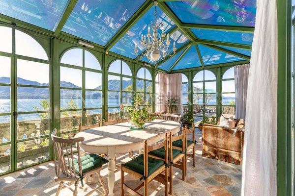 casa indipendente in vendita ad Oggebbio