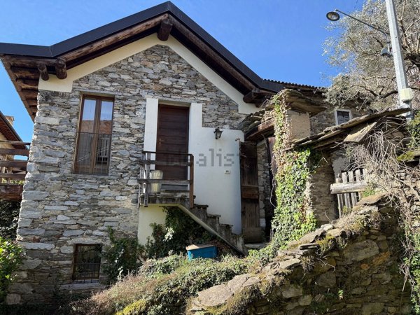 appartamento in vendita ad Oggebbio