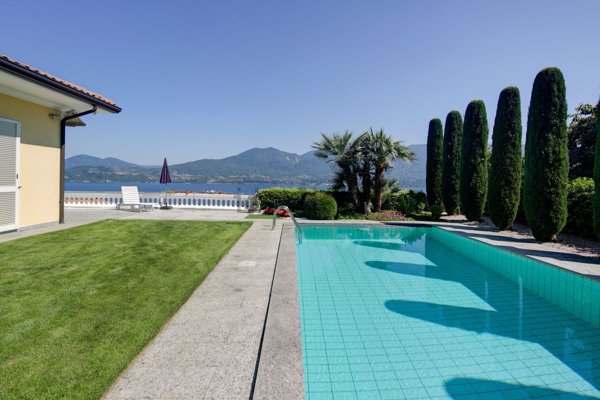 casa indipendente in vendita ad Oggebbio