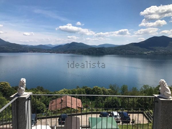 appartamento in vendita ad Oggebbio