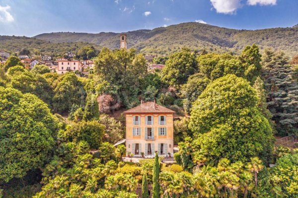 casa indipendente in vendita ad Oggebbio