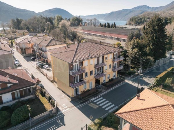 appartamento in vendita ad Omegna in zona Cireggio