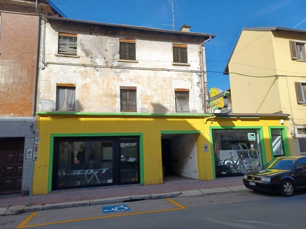 casa indipendente in vendita ad Omegna