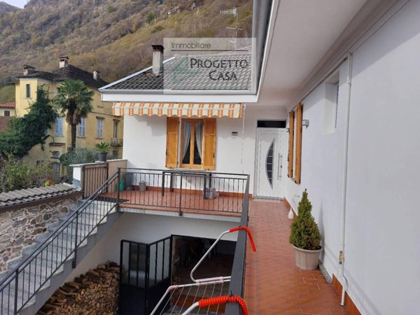 casa indipendente in vendita ad Omegna