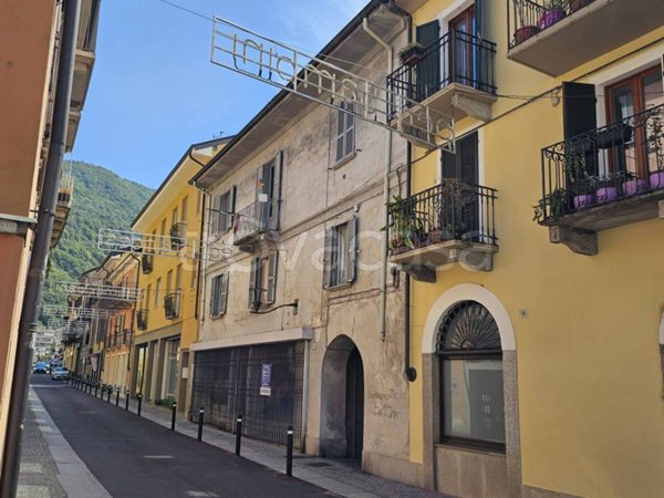 casa indipendente in vendita ad Omegna