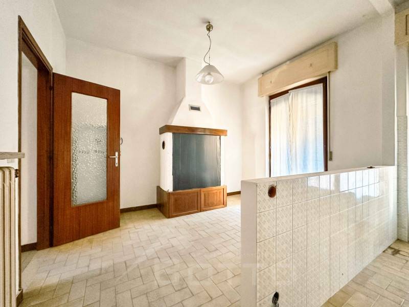 casa indipendente in vendita ad Omegna in zona Crusinallo