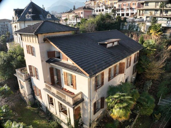 casa indipendente in vendita ad Omegna