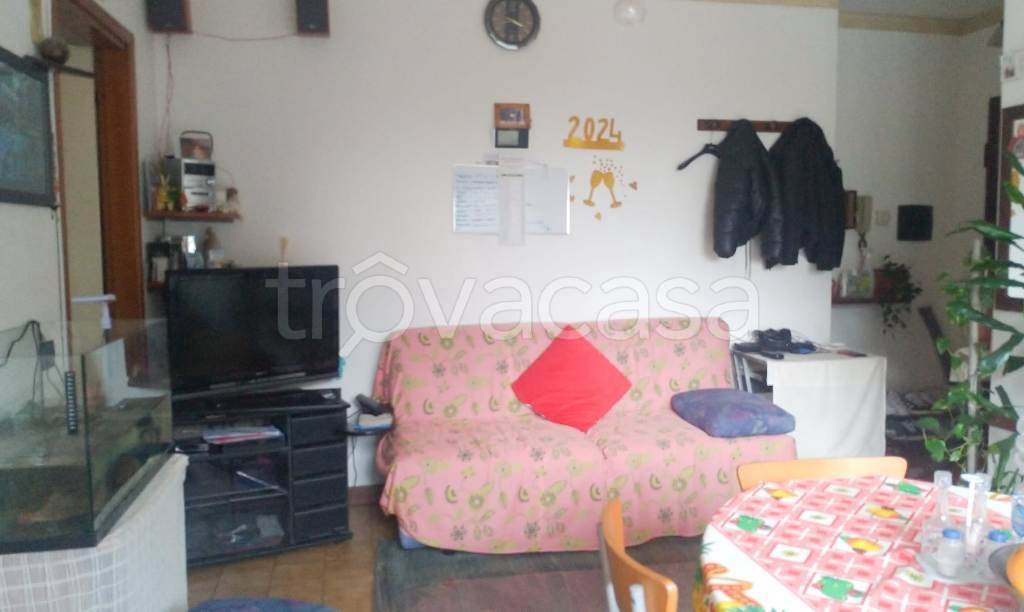 appartamento in vendita ad Omegna in zona Cireggio