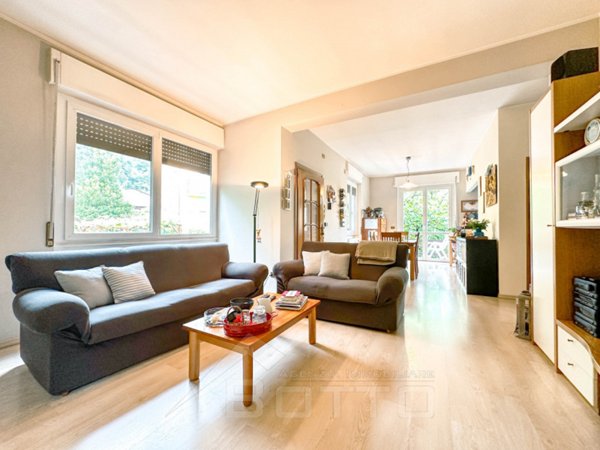 casa indipendente in vendita ad Omegna