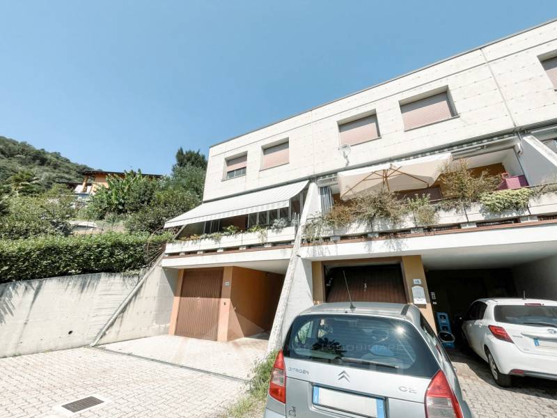 casa indipendente in vendita ad Omegna in zona Crusinallo