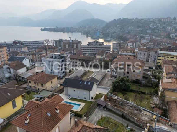 casa indipendente in vendita ad Omegna