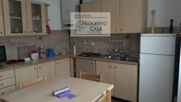 casa semindipendente in vendita ad Omegna in zona Crusinallo
