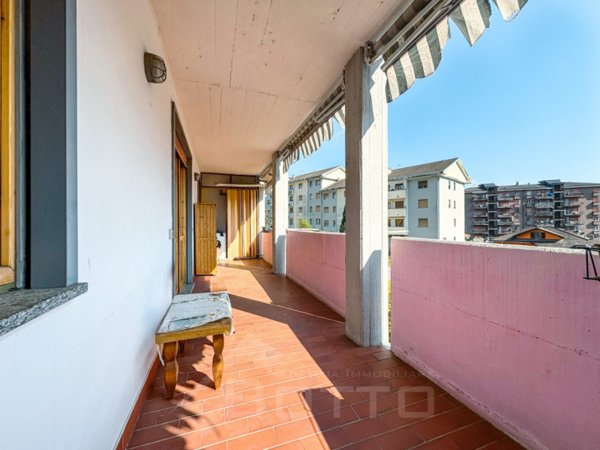 appartamento in vendita ad Omegna in zona Cireggio