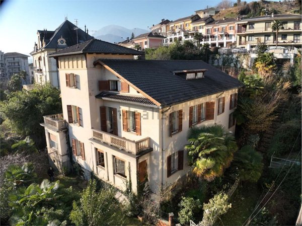 casa indipendente in vendita ad Omegna