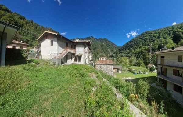 casa indipendente in vendita ad Omegna