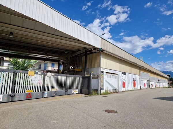 ufficio in vendita ad Omegna