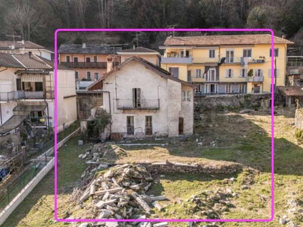 casa indipendente in vendita ad Omegna in zona Crusinallo