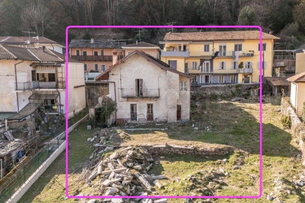 casa indipendente in vendita ad Omegna in zona Crusinallo
